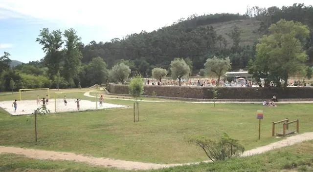 Beautiful House בית נופש מירנדה דו קורבו